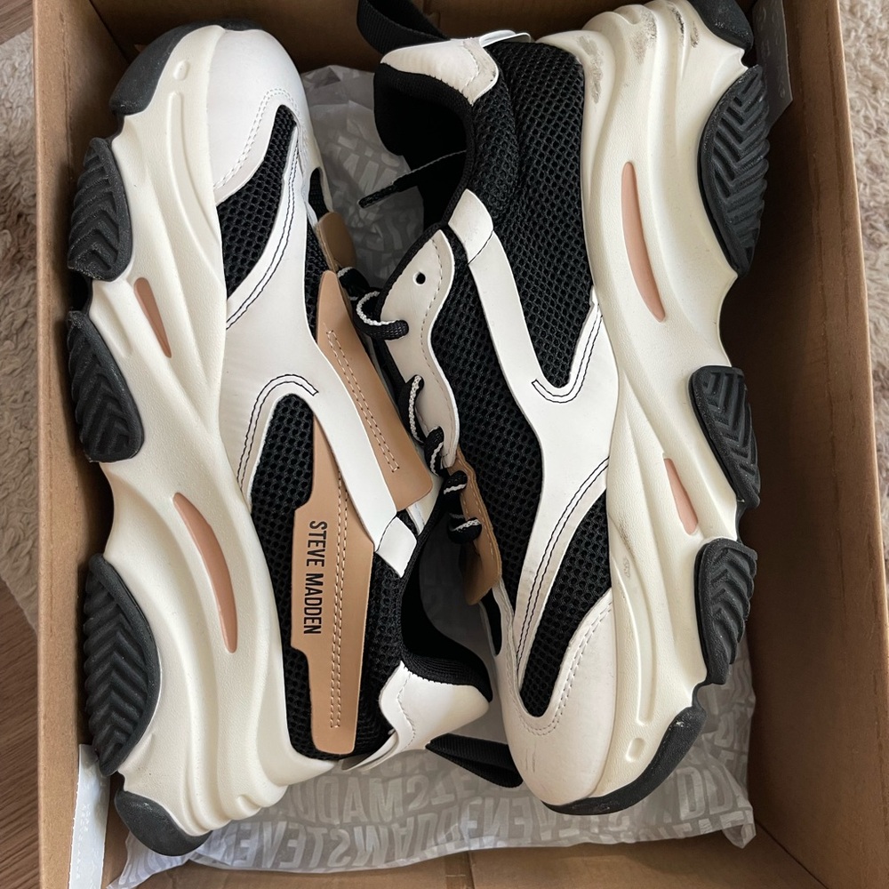 Steve Madden Women’s Chunky Sneakers — Black, White & Tan